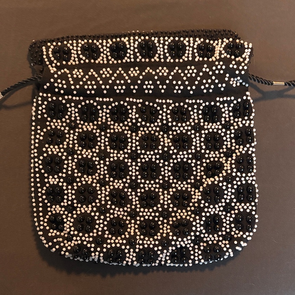 Vintage Black and White Beaded Drawstring Purse